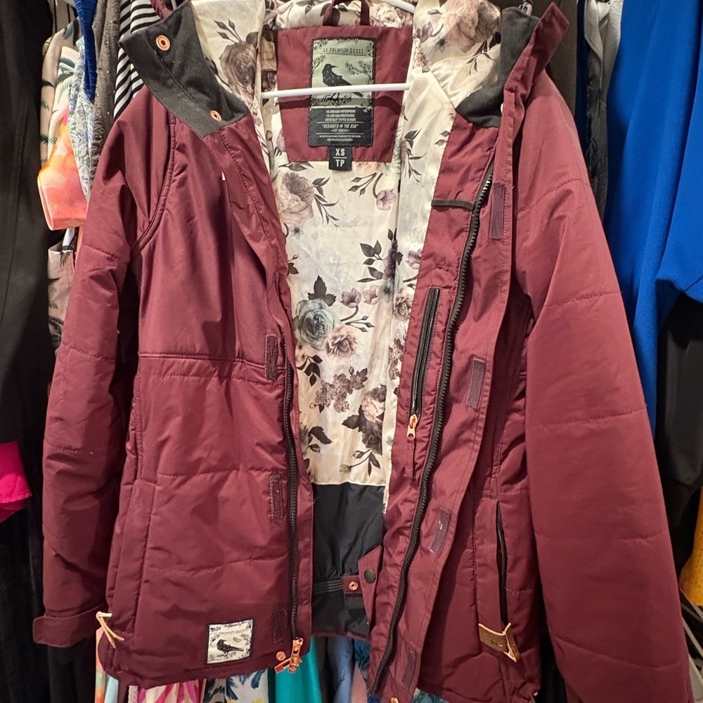 L1 Premium Goods Women's Burgundy Jacket XS